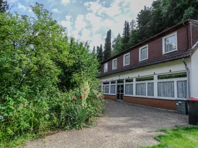 Außenseite Ferienhaus [Sommer]