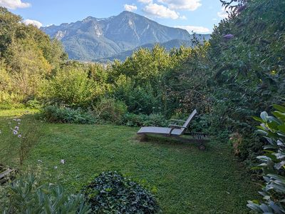 Liegewiese direkt vor der Terrasse