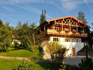 23977297-Ferienhaus-5-Bad Wiessee-300x225-1