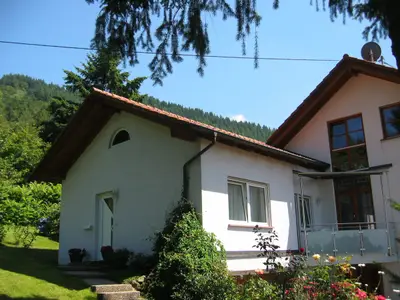 Haus Fernblick Westansicht-Ferienhäusle