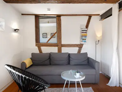 Photo, INSIDE, OUTSIDE