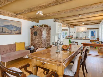 Photo, INSIDE, OUTSIDE