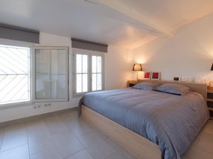 23508117-Ferienhaus-4-Bages-300x225-2