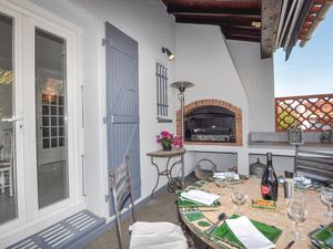 23740106-Ferienhaus-8-Baixas-300x225-5