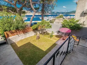 Ferienhaus für 6 Personen (77 m²) in Bakarac