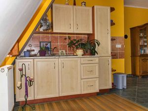 23774155-Ferienhaus-8-Balatomáriafürdö-300x225-4