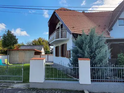 Ferienhaus für 6 Personen (80 m²) in Balatomáriafürdö 5/10