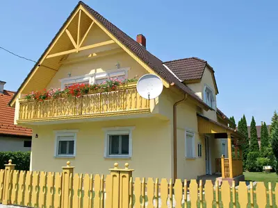Ferienhaus für 5 Personen (75 m²) in Balatomáriafürdö 1/10