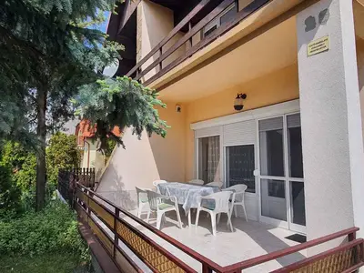 Ferienhaus für 6 Personen (100 m²) in Balatomáriafürdö 9/10