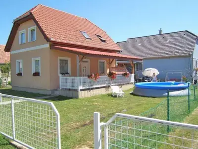 Ferienhaus für 11 Personen (130 m²) in Balatomáriafürdö 4/10