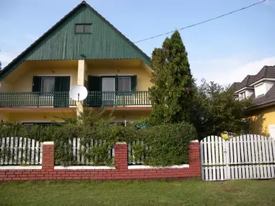 Ferienhaus für 8 Personen (86 m²) in Balatomáriafürdö 1/10