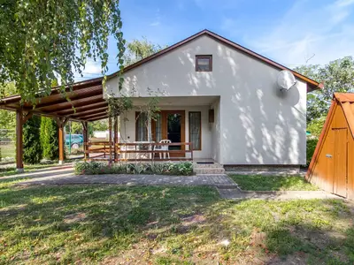 Ferienhaus für 4 Personen (45 m²) in Balatomáriafürdö 1/10