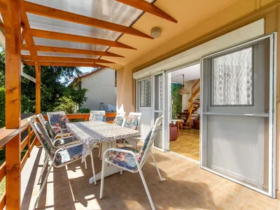 Ferienhaus für 8 Personen (95 m²) in Balatomáriafürdö 2/10