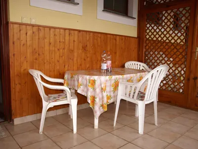 Ferienhaus für 8 Personen (100 m²) in Balatomáriafürdö 2/10