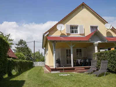 Ferienhaus für 5 Personen (75 m²) in Balatomáriafürdö 2/10