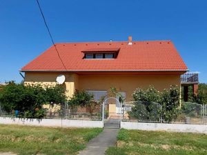 23480593-Ferienhaus-6-Balatonberény-300x225-1