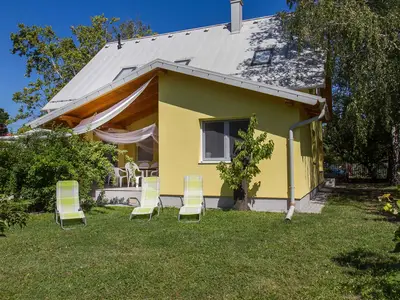 Ferienhaus für 8 Personen (120 m²) in Balatonberény 1/10