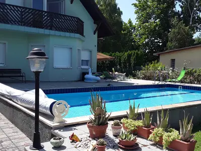 Ferienhaus für 15 Personen (200 m²) in Balatonboglár 4/10