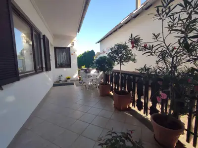 Ferienhaus für 8 Personen (150 m²) in Balatonboglár 4/10