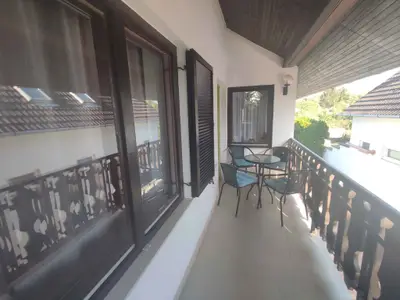 Ferienhaus für 8 Personen (150 m²) in Balatonboglár 8/10