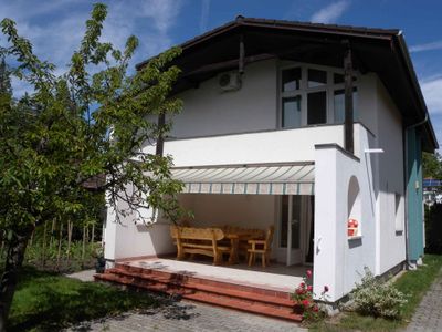 Ferienhaus für 8 Personen (150 m²) in Balatonboglár 1/10