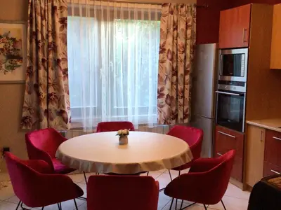 Ferienhaus für 11 Personen (180 m²) in Balatonboglár 9/10