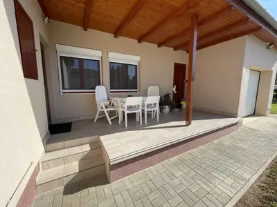 Ferienhaus für 6 Personen (90 m²) in Balatonboglár 3/10