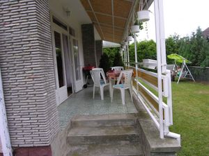 23772325-Ferienhaus-5-Balatonfenyves-300x225-4