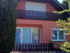 23775471-Ferienhaus-7-Balatonfenyves-300x225-1