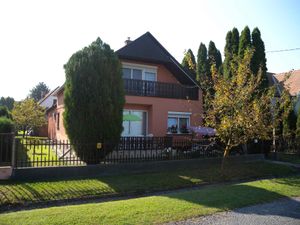 23775471-Ferienhaus-7-Balatonfenyves-300x225-2