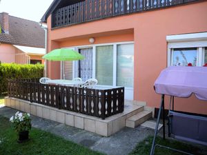 23775471-Ferienhaus-7-Balatonfenyves-300x225-3