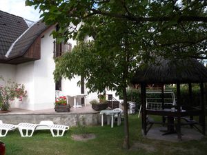 23777321-Ferienhaus-8-Balatonfenyves-300x225-3