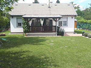 23778309-Ferienhaus-5-Balatonfenyves-300x225-2