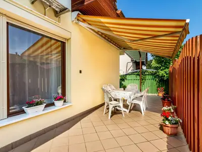 Ferienhaus für 6 Personen (135 m²) in Balatonfenyves 2/10