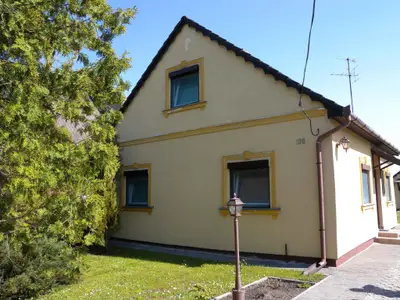 Ferienhaus für 11 Personen (130 m²) in Balatonfenyves 1/10