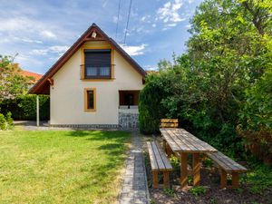 23839562-Ferienhaus-8-Balatonfüred-300x225-4