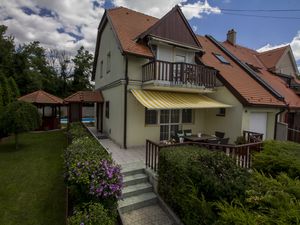 23779820-Ferienhaus-8-Balatonfűzfő-300x225-3