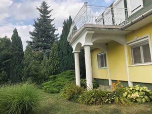 23772343-Ferienhaus-8-Balatonfűzfő-300x225-1