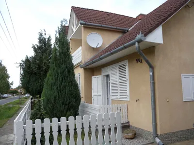 Ferienhaus für 13 Personen (160 m²) in Balatonkeresztúr 7/10