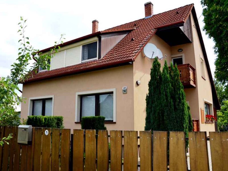 23772424-Ferienhaus-8-Balatonkeresztúr-800x600-0