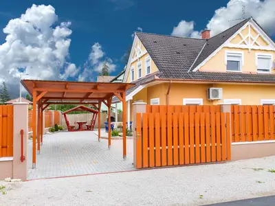 Ferienhaus für 6 Personen (85 m²) in Balatonkeresztúr 1/10