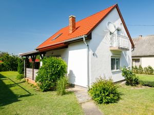 Ferienhaus für 8 Personen (90 m²) in Balatonkeresztúr