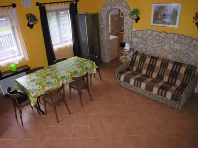 Ferienhaus für 9 Personen (120 m²) in Balatonkeresztúr 9/10