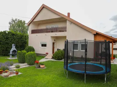 Ferienhaus für 10 Personen (180 m²) in Balatonkeresztúr 1/10