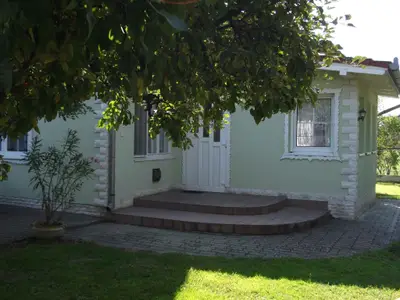 Ferienhaus für 4 Personen (65 m²) in Balatonlelle 2/10