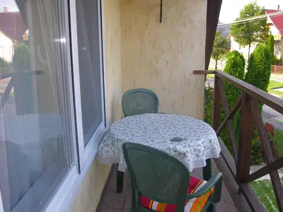 Ferienhaus für 8 Personen (130 m²) in Balatonlelle 3/10