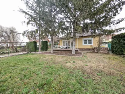 Ferienhaus für 8 Personen (90 m²) in Balatonlelle 4/10