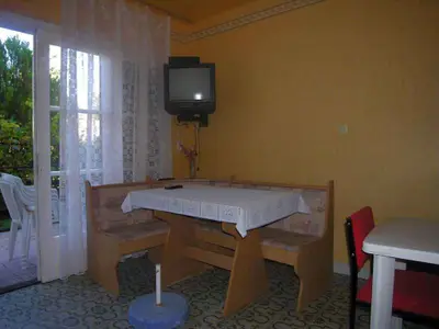 Ferienhaus für 6 Personen (75 m²) in Balatonlelle 8/10