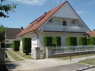 Ferienhaus für 12 Personen (350 m²) in Balatonszárszó 2/10