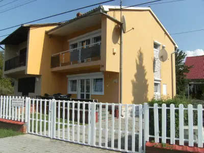 Ferienhaus für 5 Personen (70 m²) in Balatonszárszó 1/10